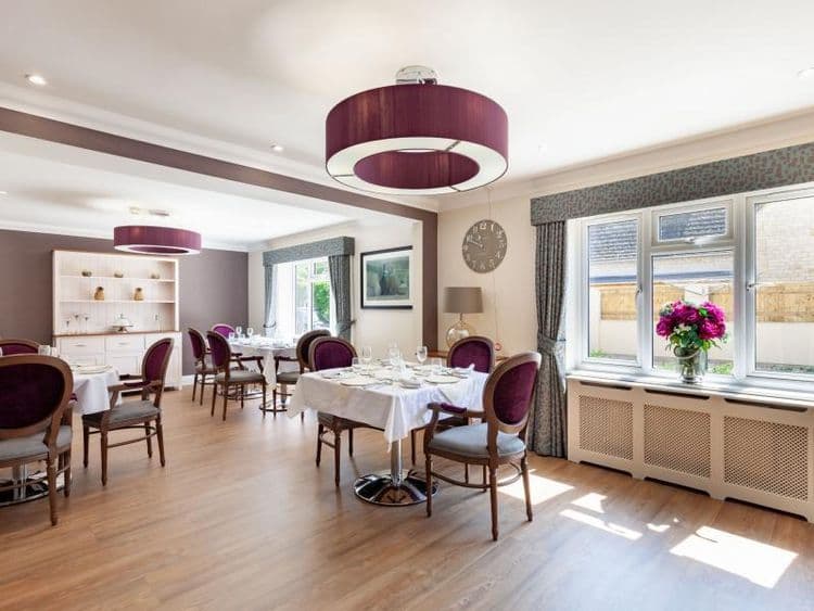 Barchester Healthcare Middletown Grange Care Home, Witney, OX29 9UB