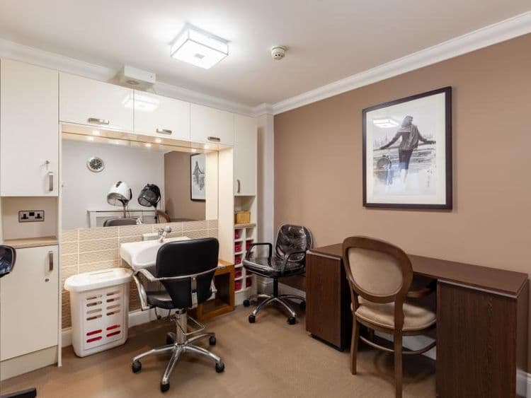 Barchester Healthcare Middletown Grange Care Home, Witney, OX29 9UB