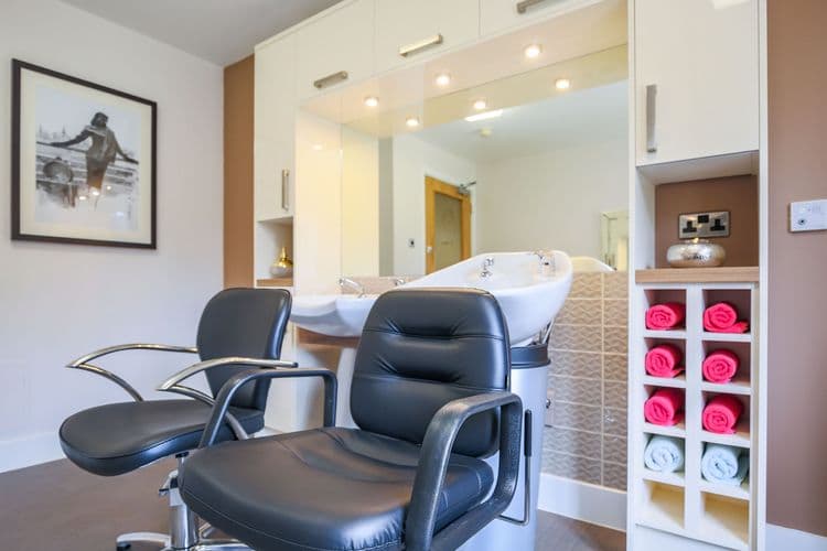 Barchester Healthcare Park View Care Home, Dagenham, RM10 9HW