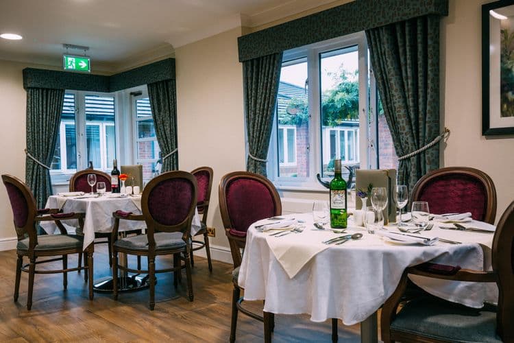 Barchester Healthcare Woodside House Care Home, Norwich, NR7 9XJ