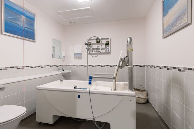 Barchester Healthcare Wykeham House Care Home, Horley, RH6 7DJ
