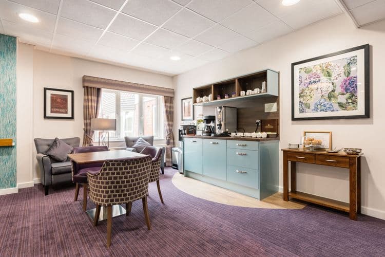 Barchester Healthcare Wykeham House Care Home, Horley, RH6 7DJ