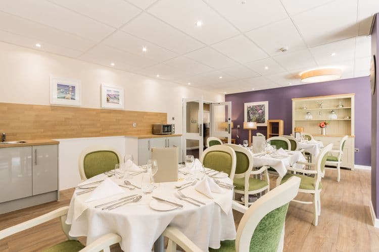 Barchester Healthcare Wykeham House Care Home, Horley, RH6 7DJ