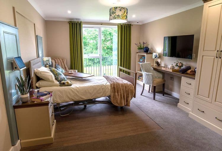 Blythe Rose Specialist Dementia Care Home, Solihull, B90 8DQ