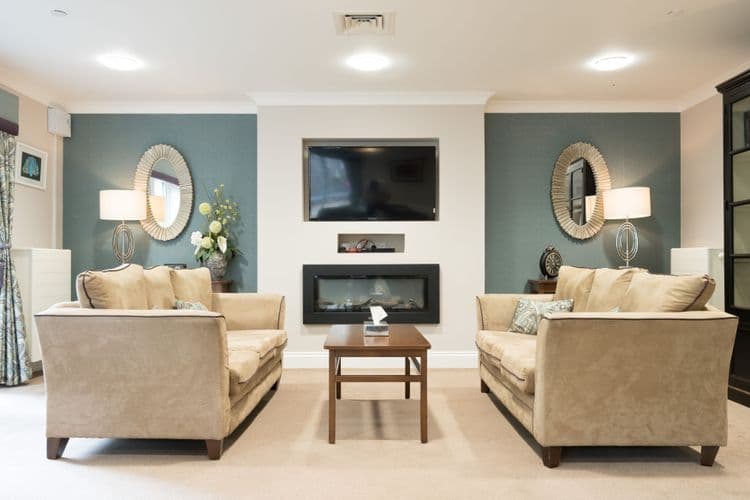 The Lodge at Burcot Grange-main-image