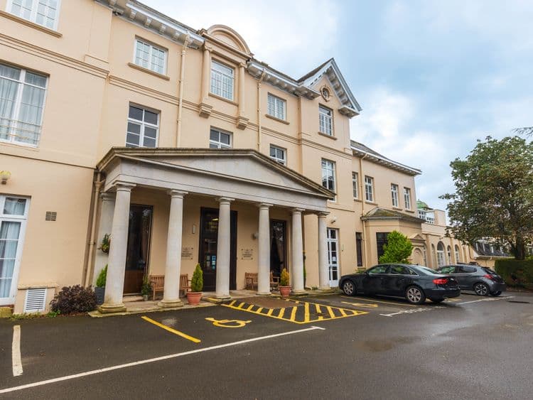 Bushey House Beaumont Care Home, Bushey, WD23 1QN