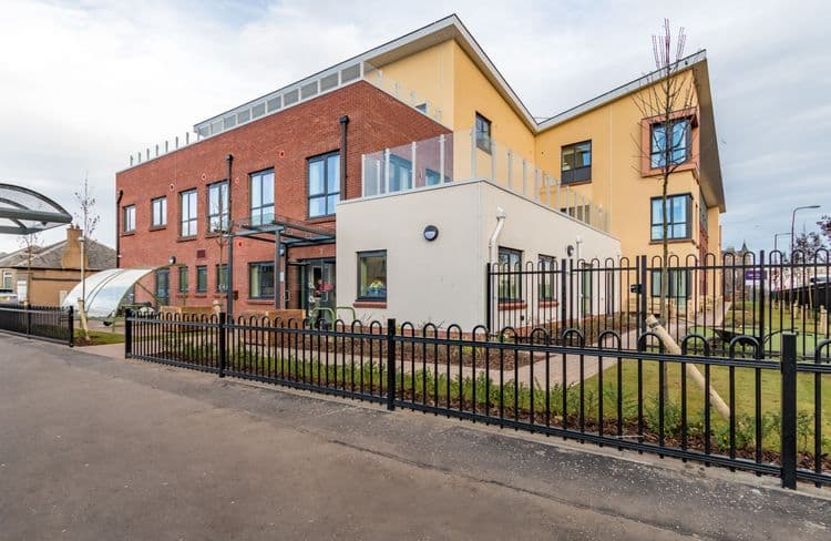 Lauder Lodge Care Home, Edinburgh, EH7 6TL