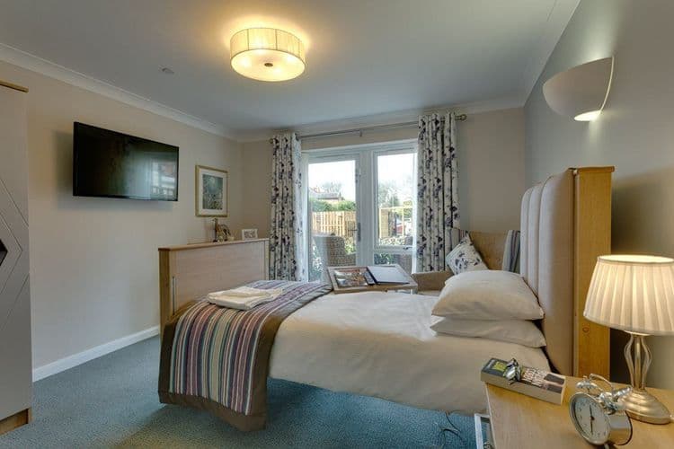 Oakfield Croft Care Home, Sale, M33 6NB