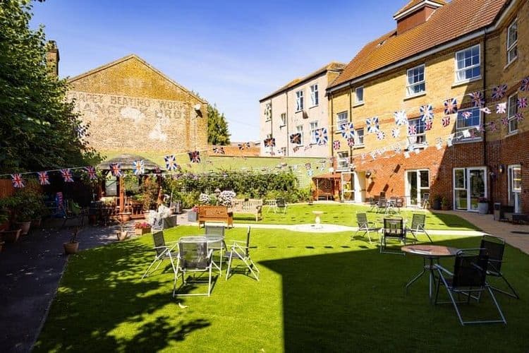 Cedars Care Home, Southend-on-Sea, SS2 6FQ