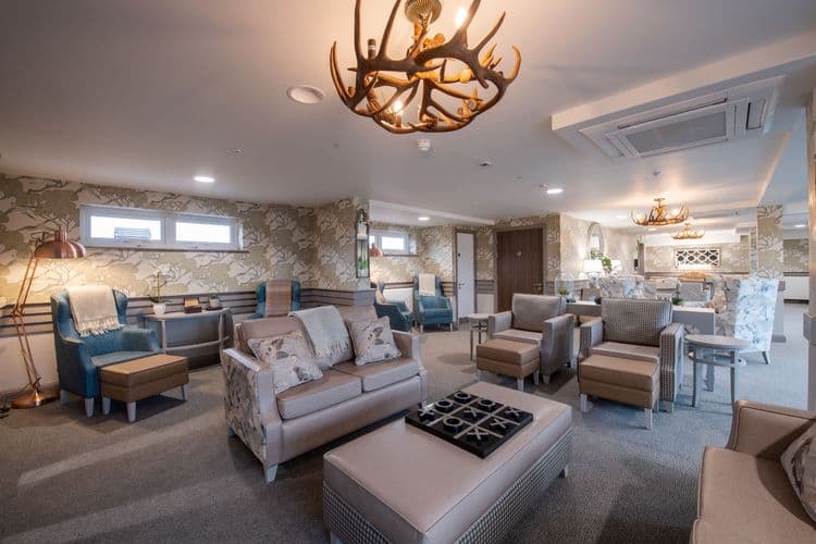 Cheadle Manor-main-image