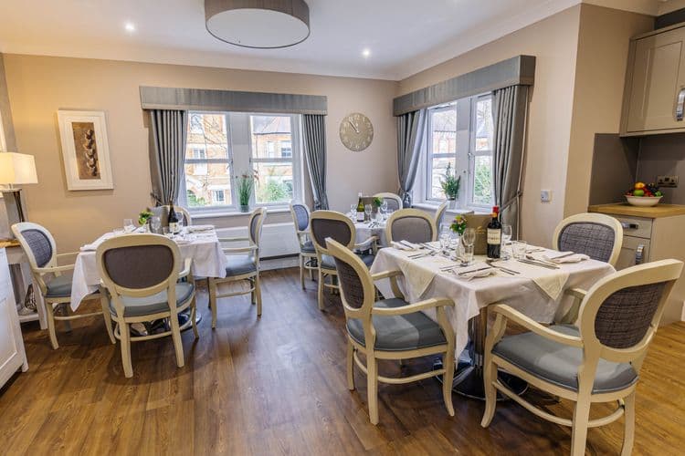 Barchester Healthcare Cheverton Lodge Care Home, London, N19 3AY