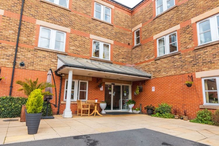 Barchester Healthcare Cheverton Lodge Care Home, London, N19 3AY