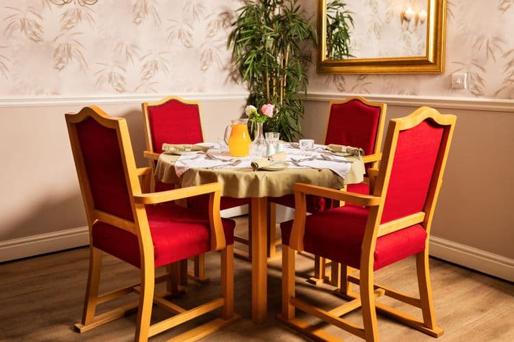 Cranmer Court Care Home, Warlingham, CR6 9PE