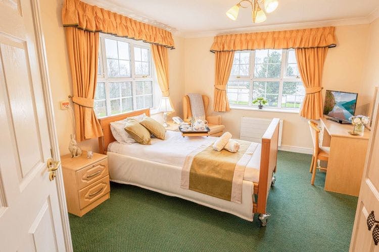 Cranmer Court Care Home, Warlingham, CR6 9PE