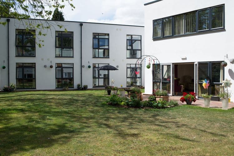Atholl House Care Home, Wolverhampton, WV3 9JJ