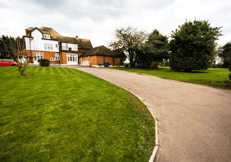 Dale Mount Care Home, Southfleet, Gravesend, DA13 9NX