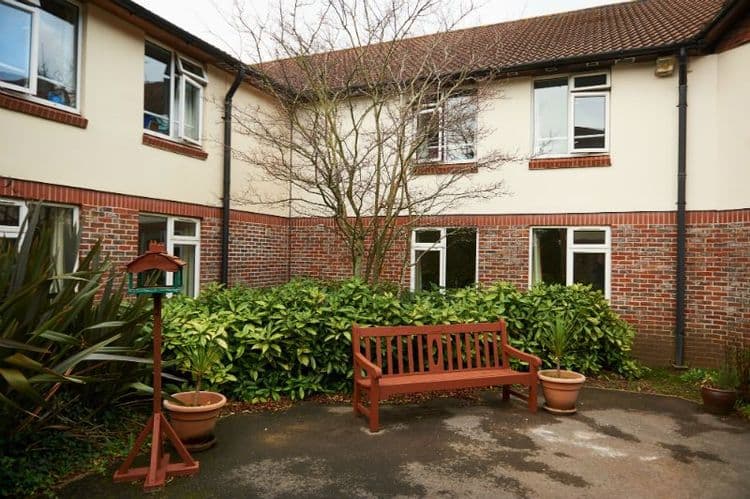 Darlington Court Care Home, Littlehampton, BN16 3SE