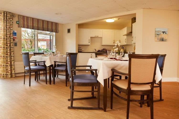 Darlington Court Care Home, Littlehampton, BN16 3SE