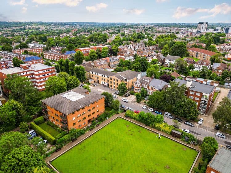 Dell Field Court Care Home, London, N3 2DY