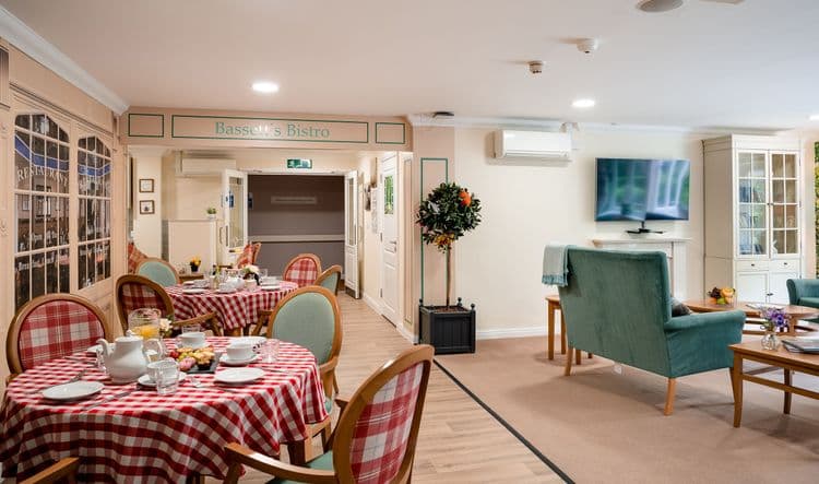 Rowan Lodge Care Home, Newnham, RG27 9AN