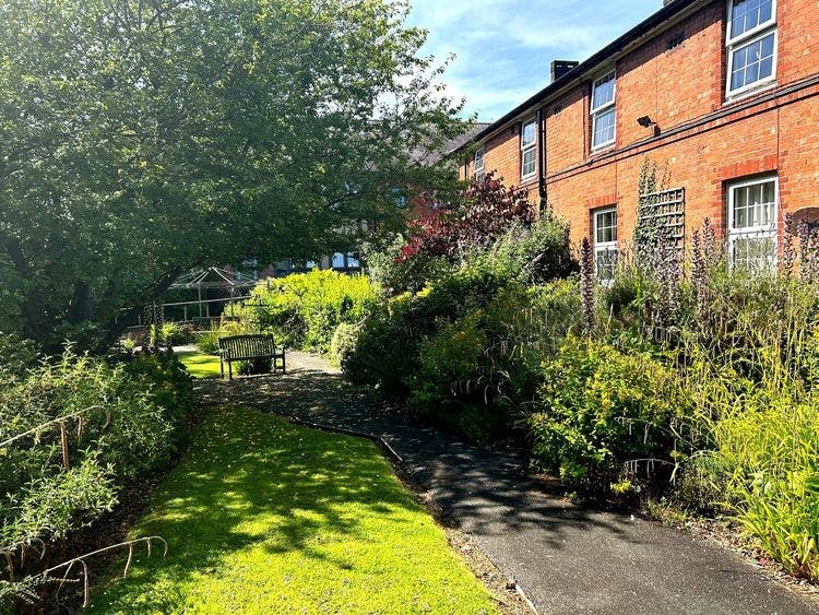 Dorset House Care Home, Droitwich, WR9 8DR