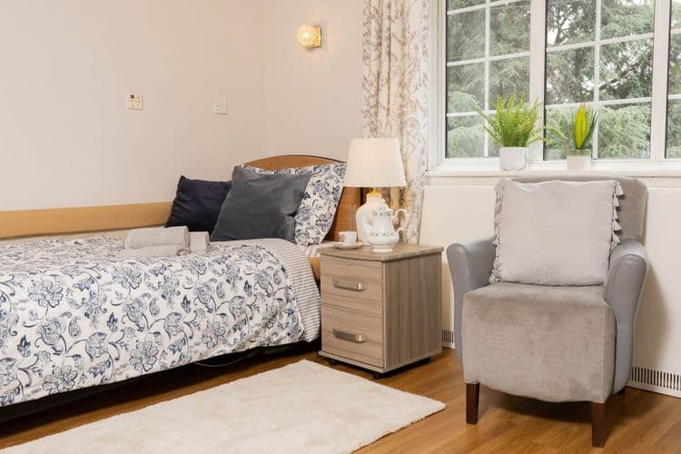 Ladyville Lodge Care Home, North Ockendon, RM14 3PR