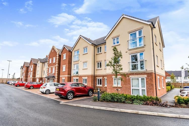 Farnham House - Resale Care Home