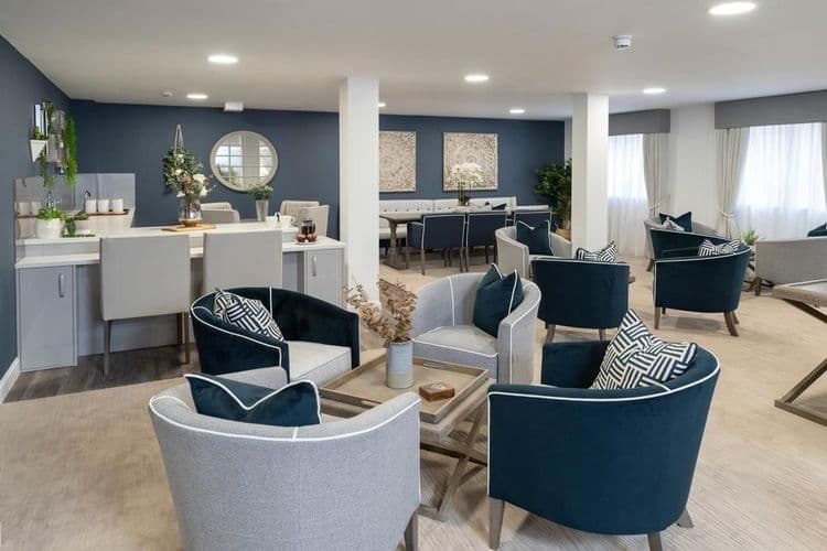 Farnham House - Resale Care Home