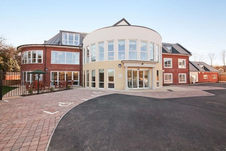 Foxbridge House-main-image