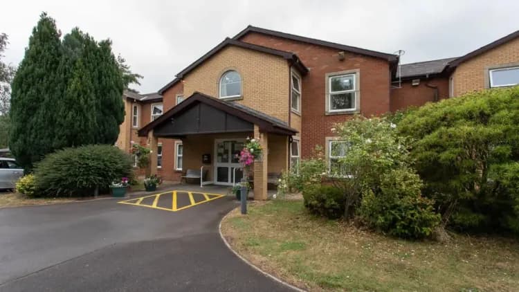Brockworth House-main-image