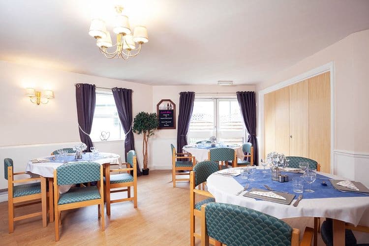 Holmwood Care Home, Kidderminster, DY10 3DJ