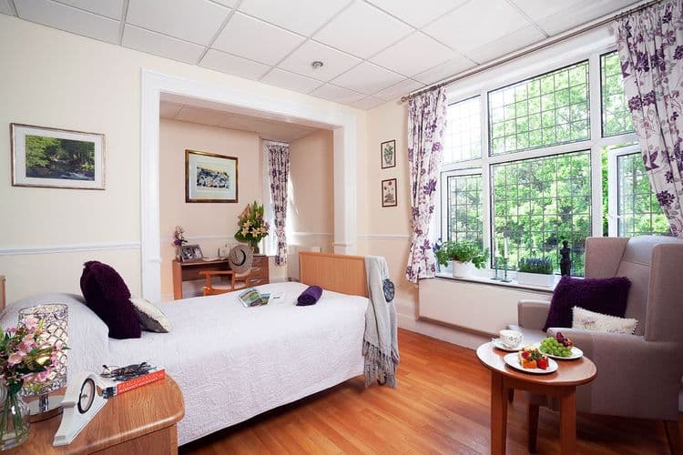 Southborough Care Home, Surbiton, KT6 6QL