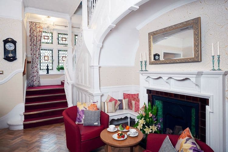 Southborough Care Home, Surbiton, KT6 6QL