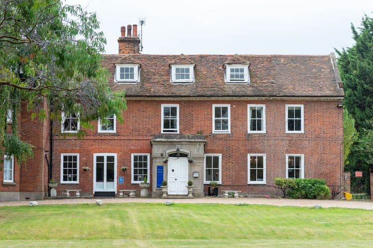 Grace Manor-main-image
