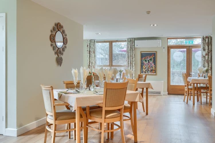 Hatch Mill Care Home, Farnham, GU9 7UH