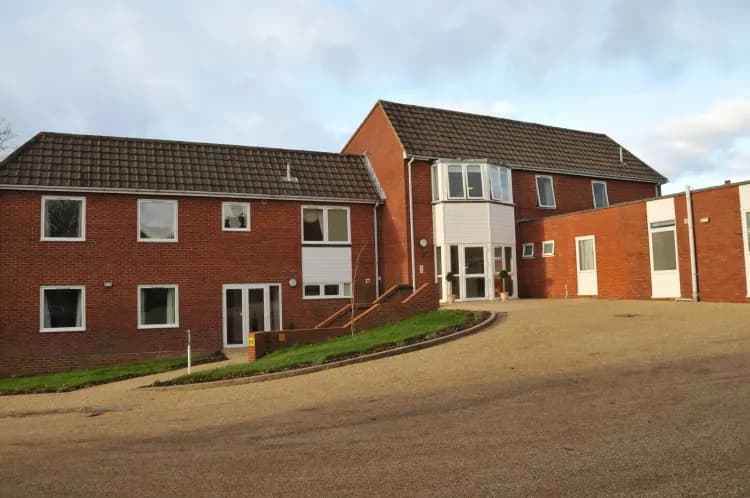 Heffle Court-main-image