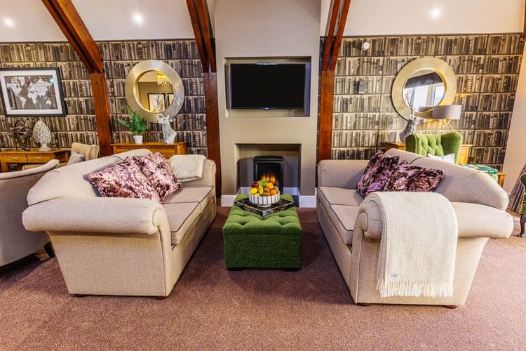 Hempton Field Care Home, Chinnor, OX39 4EB
