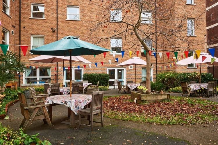 Highbury New Park Care Home, London, N5 2DS