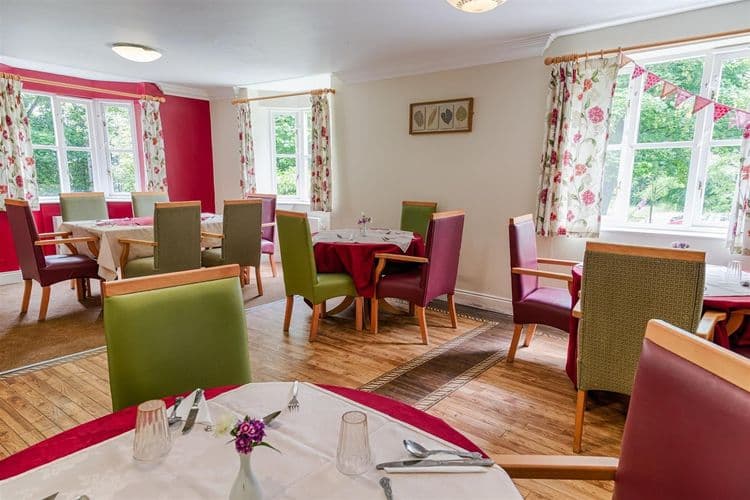 Barchester Healthcare Hollyfields Care Home, Kidderminster, DY11 5RJ