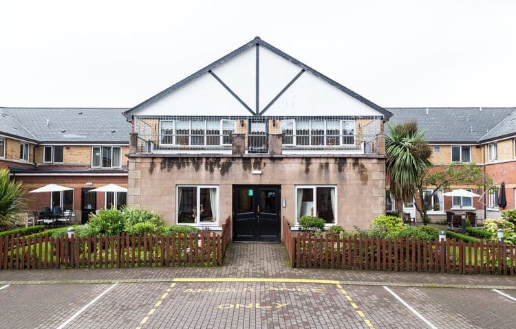Barchester Healthcare Balclutha Court Care Home, Greenock, PA16 8DY