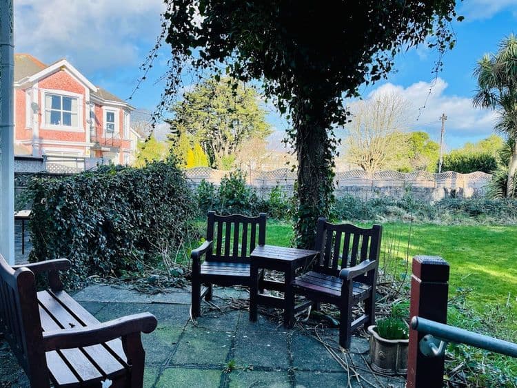 Aveland Court Care Home, Torquay, TQ1 3PT