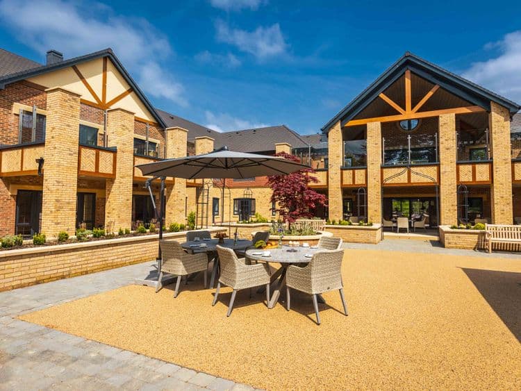Barchester Healthcare Iris Court Care Home, Hitchin, SG4 7QH