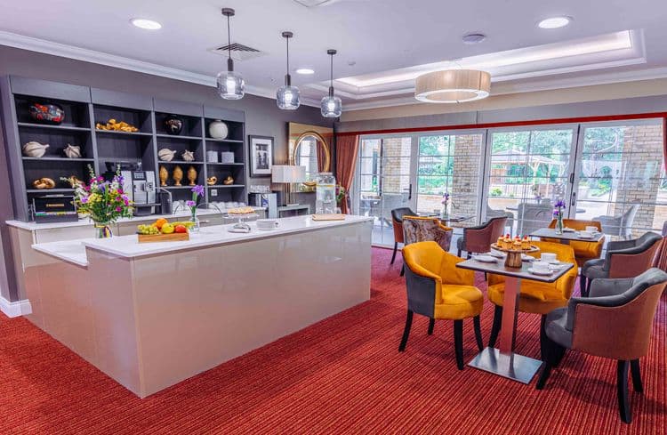Barchester Healthcare Iris Court Care Home, Hitchin, SG4 7QH