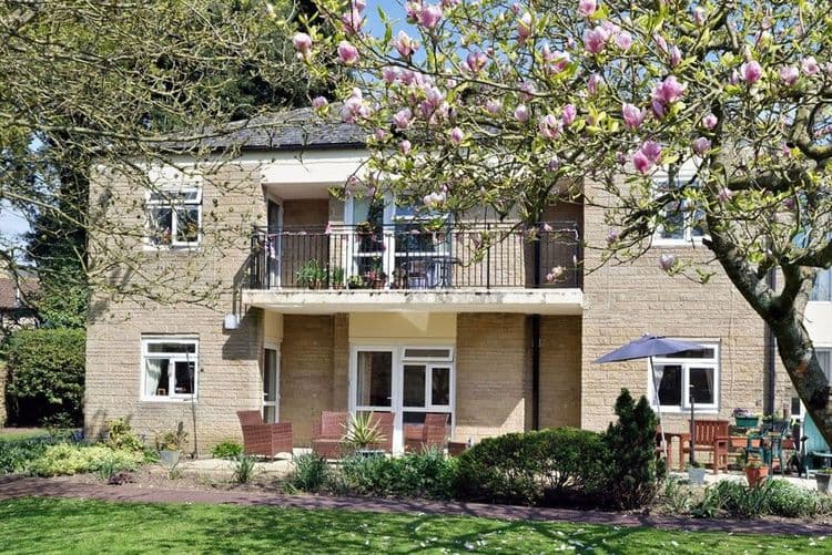 Burnworthy House-main-image