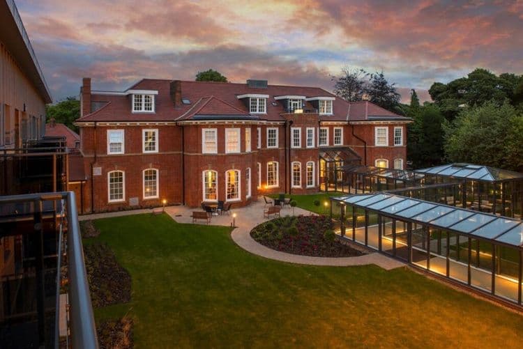 Kenton Lodge - Resale Care Home