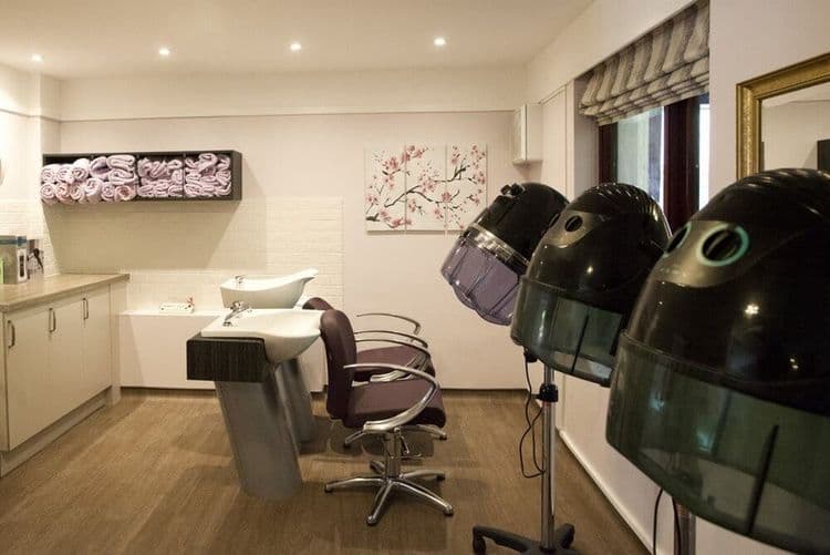 Kingsleigh Care Home, Woking, GU22 9EQ
