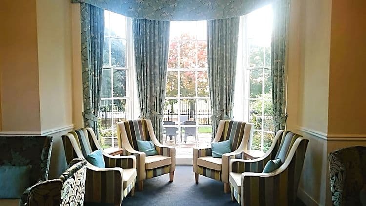 Kingswood Manor-main-image