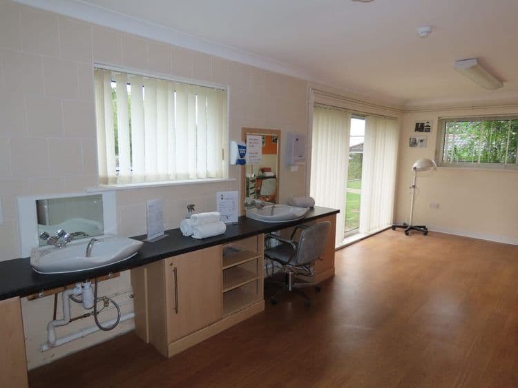 Knowles Court Care Home, Bradford, BD4 9SN