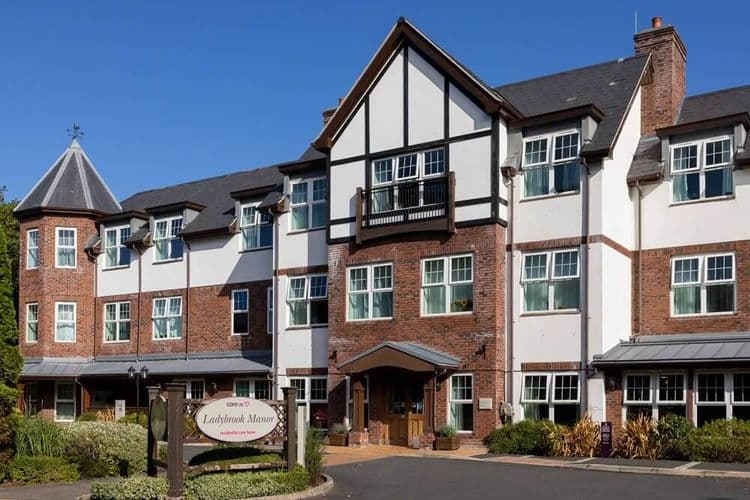 Ladybrook Manor-main-image