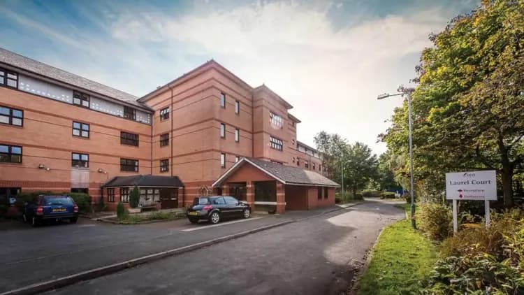 Laurel Court-main-image